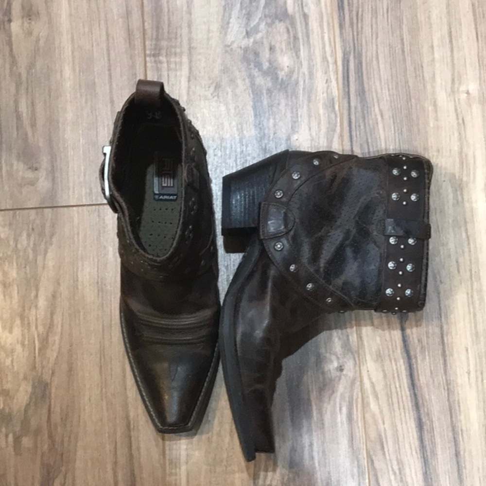 COPY - Ariat 9 brown studded booties
